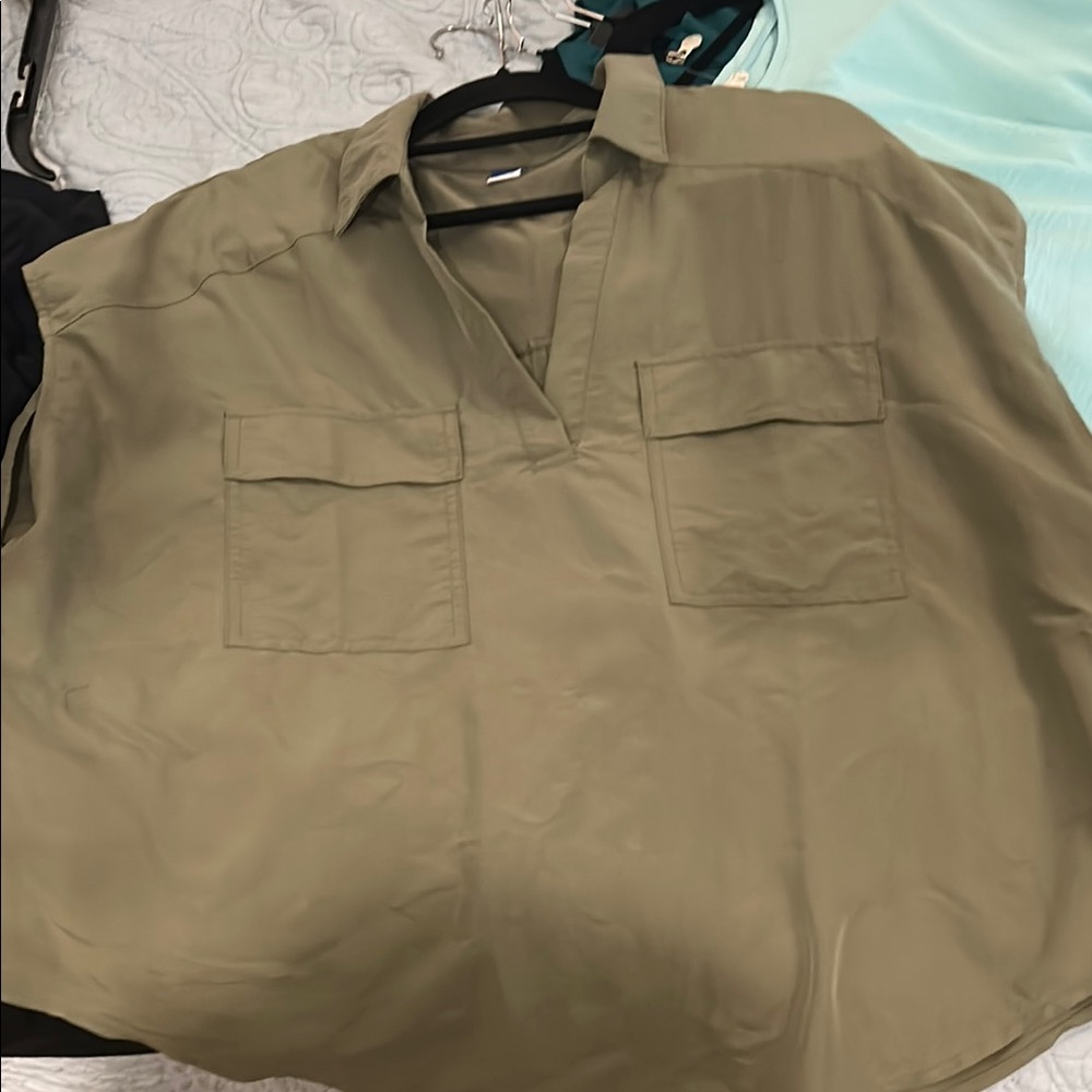 Old Navy Green Sleeveless Polo Blouse